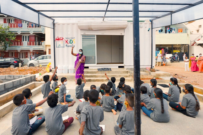 Kids learning in Hemmersbach's Container school